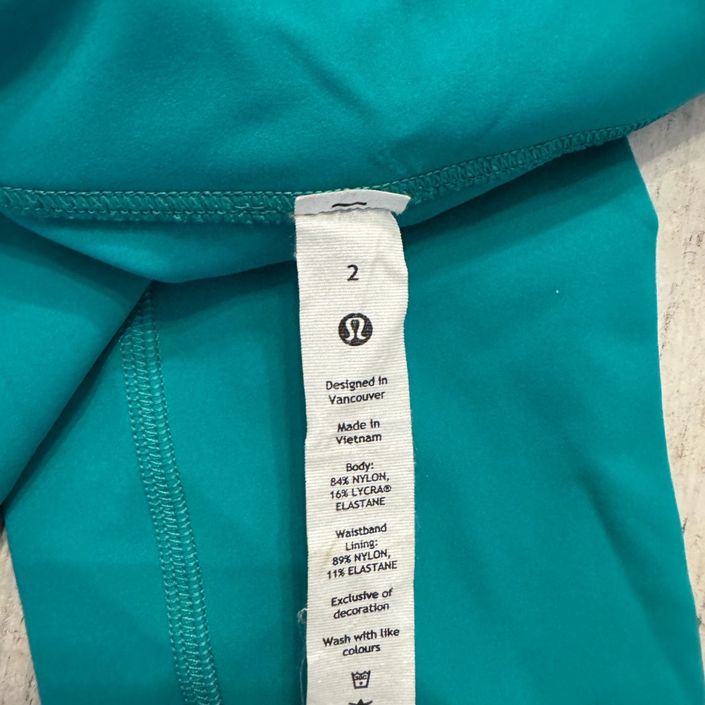 Lululemon high rise Vibrant Teal Leggings Women size 2 - Picture 4 of 11